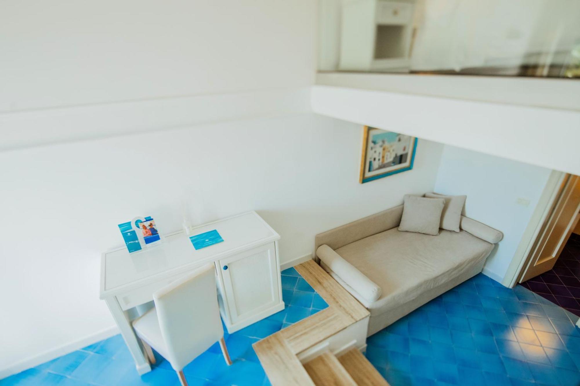 Hotel Continental Mare Иския Екстериор снимка